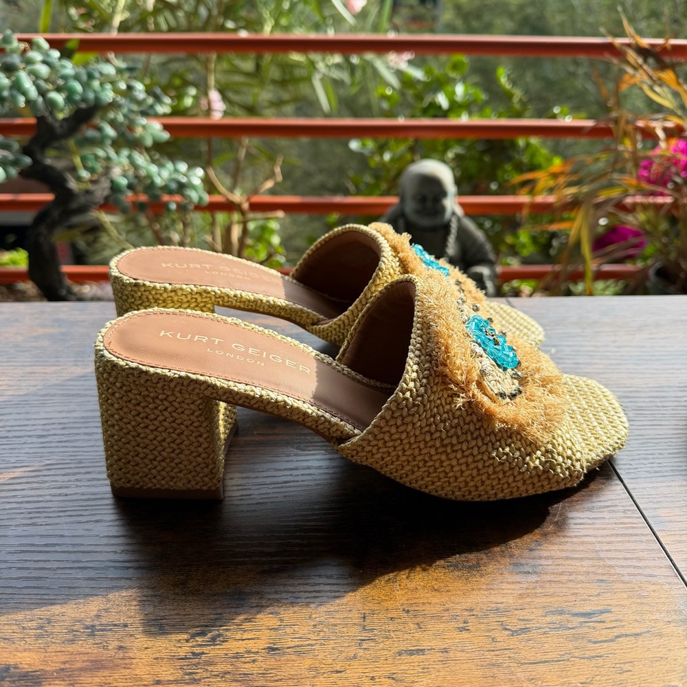 Kurt Geiger Evil Eye Block Heel Sandal - Picture 4 of 5